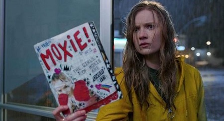 Hadley Robinson Wiki, Height, Age, Boyfriend, Family, Biography & More 2 Hadley Robinson as Vivian Carter in the series Moxie