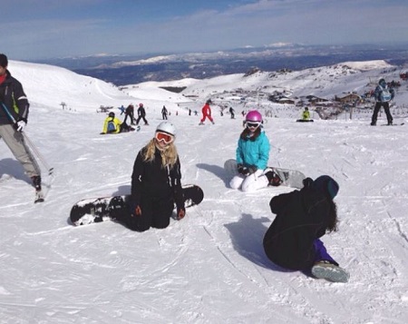 IamSanna doing skiing