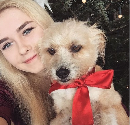 IamSanna with her dog 'Happie'
