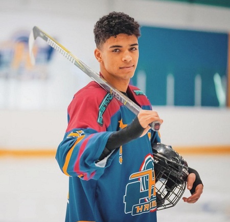 Jeremias Amoore - Bio, Height, Age, Girlfriend, Family, Wiki & More 25 Jeremias Amoore is good at sports