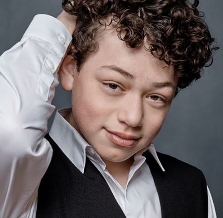 Julian Lerner Wiki, Height, Age, Net worth, Family, Biography & More 4 Julian Lerner wiki
