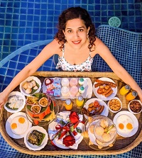 Kamiya Jani: Bio, Height, Age, Husband, Family, Wiki & More 21 Kamiya Jani food