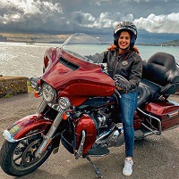 Kamiya Jani: Bio, Height, Age, Husband, Family, Wiki & More 19 Kamiya Jani loves to ride bike