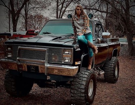 Katie Noel Wiki, Height, Age, Girlfriend, Family, Biography & More 20 Katie Noel likes monster trucks