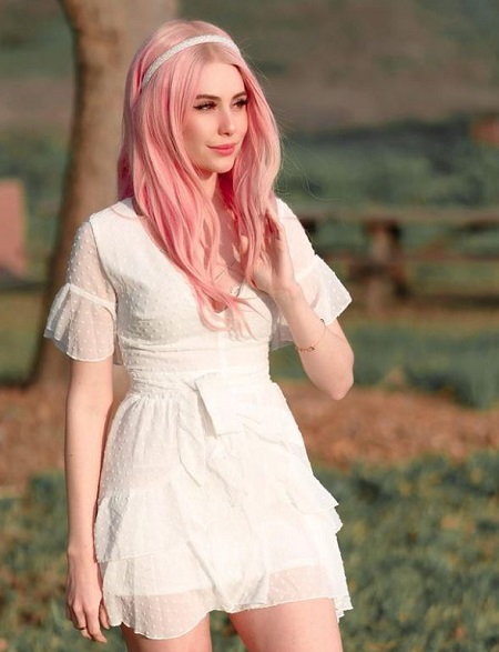 Leah Ashe - Bio, Height, Age, Boyfriend, Family, Wiki & More 31 Leah Ashe Wiki, Bio, & Age