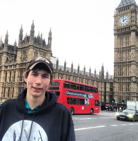Parker Schnabel Wiki, Height, Age, Wife, Family, Biography & More 14 Parker Schnabel posing in front of Big Ben