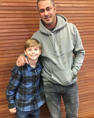 Preston Oliver Wiki, Age, Height, Family, Movies, Biography & More 7 Preston Oliver with Taylor Kinney