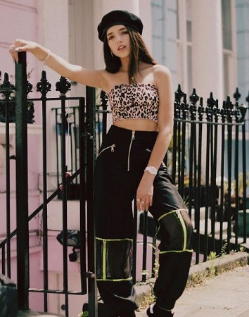 Rina Lipa height