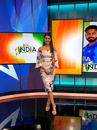 Sanjana Ganesan Wiki, Age, Husband, Height, Family, Biography & More 20 Sanjana Ganesan in the Studio of Dil Se India