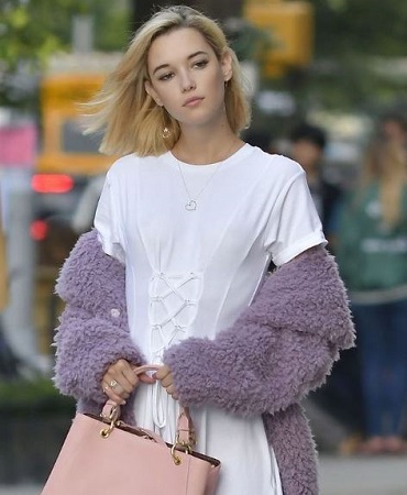 Sarah Snyder Biography, Height, Age, Boyfriend, Family, Wiki & More 2 Sarah Snyder wiki