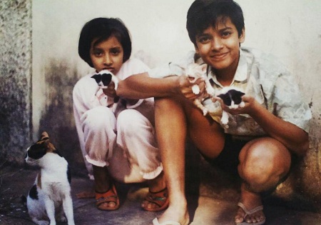 Shiladitya Mukhopadhyaya and Sananda Mukhopadhyaya with their pet kittens in their childhood