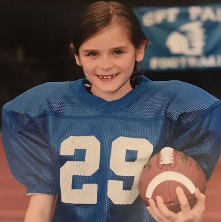 Shiloh Verrico - Bio, Height, Age, Family, Movies, Wiki & More 7 Shiloh Verrico played tackle football sports for PAL youth sports team