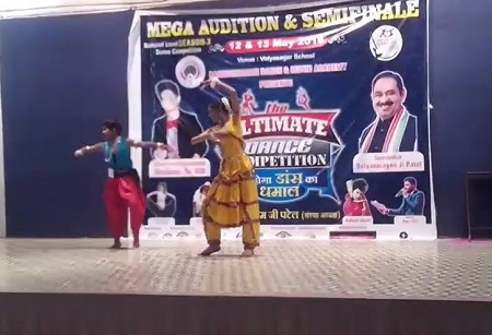 Shivani Paliwal Wiki, Height, Age, Boyfriend, Family, Biography & More 14 Shivani Paliwal while performing