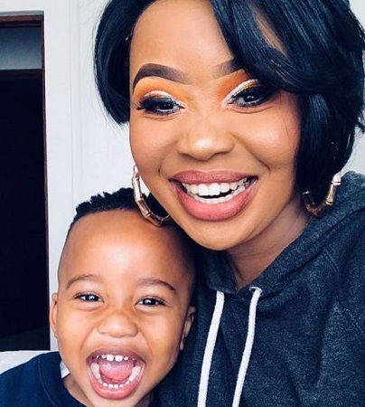 Sithelo Shozi - Wiki, Age, Height, Boyfriend, Net worth, Biography & More 12 Sithelo Shozi with her son Makhosini