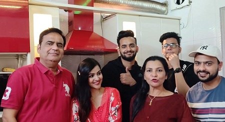 Triggered Insaan (Nischay Malhan) Wiki, Height, Age, Girlfriend, Family, Biography & More 9 Triggered Insaan featured on his mother's channel