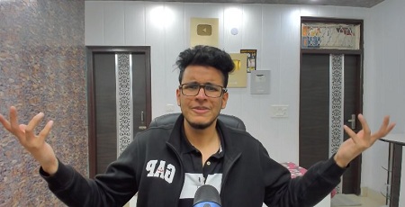 Triggered Insaan (Nischay Malhan) Wiki, Height, Age, Girlfriend, Family, Biography & More 16 Triggered Insaan makes roast videos
