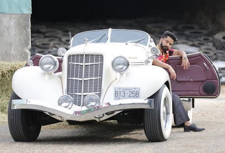 Varinder Brar Wiki, Height, Age, Wife, Family, Songs, Biography & More 14 Varinder Brar loves vintage cars