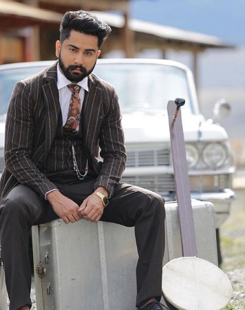 Varinder Brar Wiki, Height, Age, Wife, Family, Songs, Biography & More 2 Varinder Brar wiki