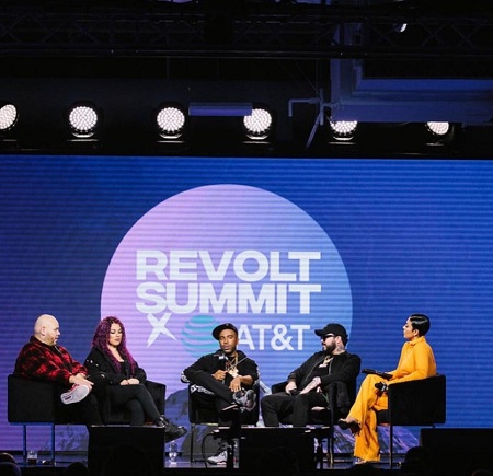 Abby De La Rosa Wiki | Age, Husband, Net worth, Family, Biography & More 28 Abby De La Rosa presents at the Revolt Summit by AT&T