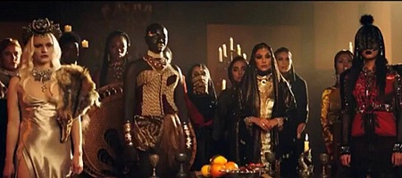 Abena Akuaba clicked in Jennifer Lopez's song 'El Anillo'