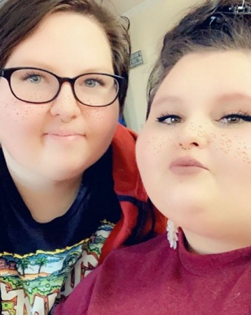 Amberlynn Reid Wiki, Height, Age, Boyfriend, Family, Biography & More 9 Amberlynn Reid with her girlfriend Becky Williams.