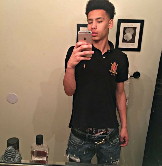 Daunte Wright Wiki | Age, Family, Death, Girlfriend, Biography & More 2 An old photo of Daunte Wright