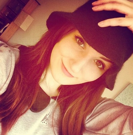 LaurenzSide Wiki, Height, Age, Husband, Family, Biography & More 4 An old photo of LaurenzSide