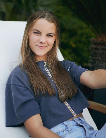 Anna Shumate bio