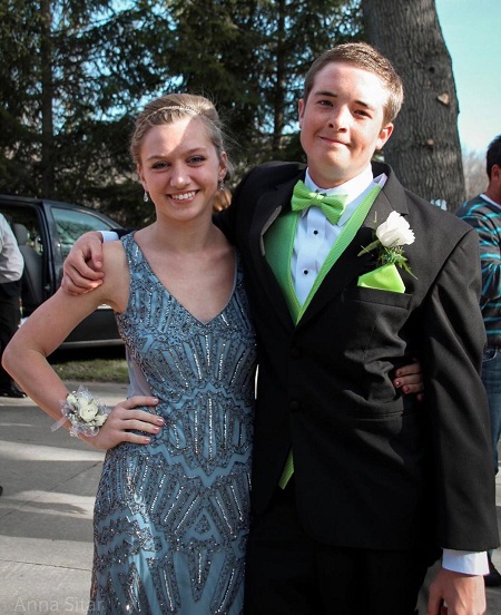 Anna Sitar Wiki, Height, Age, Boyfriend, Family, Biography & More 8 Anna Sitar and Brandon Hawkins went to high school dances together