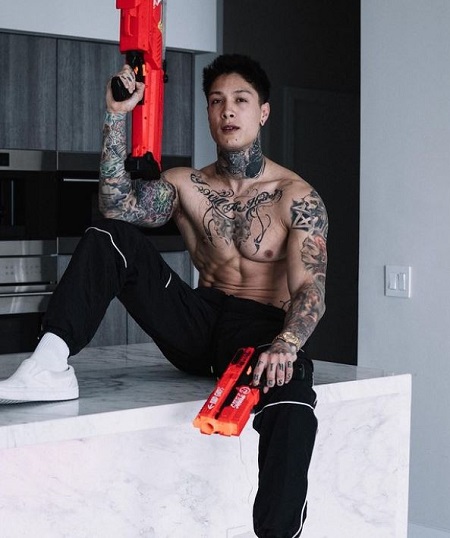 Chris Heria won Fitness and Wellness Influencer Awards Monaco in 2019
