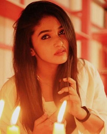 Divya Uruduga Wiki | Height, Age, Boyfriend, Family, Biography & More 3 Divya Uruduga wiki.