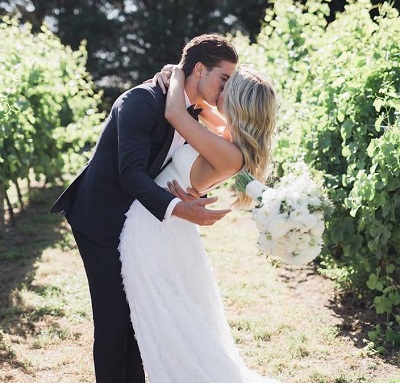 Emma Lane Wiki, Age, Height, Husband, Family, Biography & More 18 Emma Lane on her wedding day