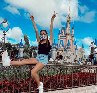 GiaNina Paolantonio Wiki, Height, Age, Boyfriend, Family, Biography & More 23 GiaNina Paolantonio went to Disneyland