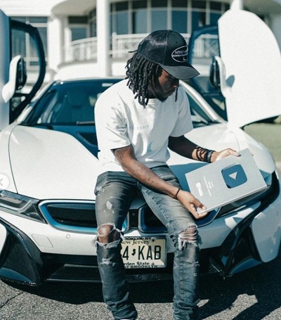 Kai Cenat Wiki | Height, Age, Net worth, Girlfriend, Family, Biography & More 17 Kai Cenat got silver play button