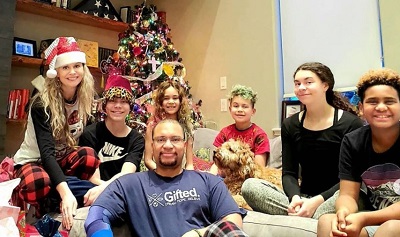 Kelly Tshibaka celebrated christmas 2020 with her family