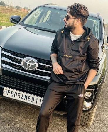 Khan Bhaini car