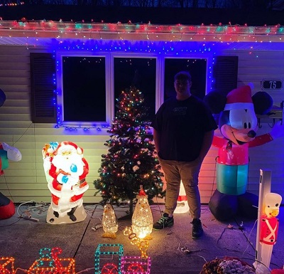 King Moxu (TikTok Star) Wiki, Height, Age, Girlfriend, Family, Biography & More 15 King Moxu during christmas 2020