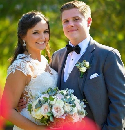 LaurenzSide Wiki, Height, Age, Husband, Family, Biography & More 7 LaurenzSide with her husband Bobby Izard