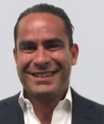Who is Luis Ruelas? Wiki, Age, Wife, Net worth, Family, Bio & More 3 Luis Ruelas Age, Wiki & Bio