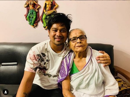 Neel Akash (Singer Sanjay Das) Wiki | Age, Wife, Family, Biography & More 7 Neel Akash with his grand mother.