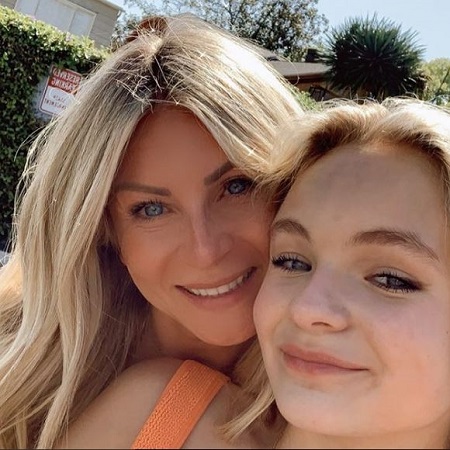 Pressley Hosbach Wiki, Height, Age, Boyfriend, Family, Biography & More 8 Pressley Hosbach and her mother Ashley Hosbach