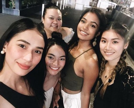 Samantha Bernardo Wiki, Height, Age, Boyfriend, Family, Biography & More 9 Samantha Bernardo and her friends