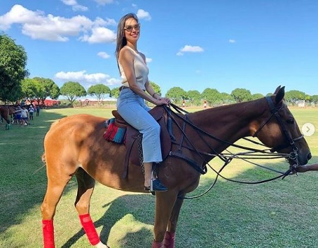 Samantha Bernardo Wiki, Height, Age, Boyfriend, Family, Biography & More 16 Samantha Bernardo loves horseriding