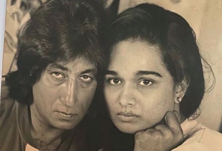 Shivangi Kolhapure ols picture with her lover Shakti kapoor