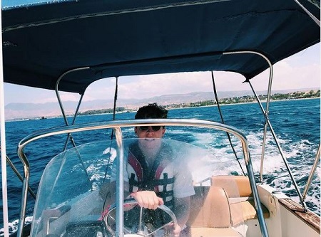 Slogoman is doing boating