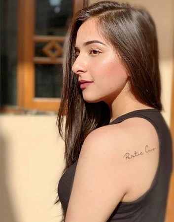 Sruishty Mann Wiki, Age, Height, Boyfriend, Family, Biography & More 7 Sruishty Mann tattoo.