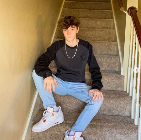 Tiko (YouTuber) Wiki | Height, Age, Girlfriend, Family, Biography & More 2 Tiko - A young YouTuber.