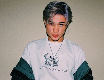 Zachary Smith (TikTok Star) Wiki, Height, Age, Girlfriend, Family, Biography & More 17 Zachary Smith loves to experiment with his hair and looks