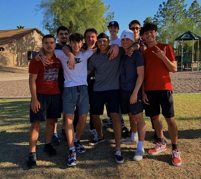 Zachary Smith (TikTok Star) Wiki, Height, Age, Girlfriend, Family, Biography & More 15 Zachary Smith with his friends