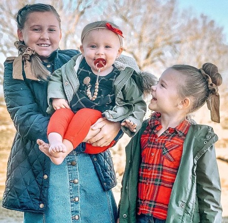 Who is Anna Duggar? Wiki, Age, Husband, Family, Biography & More 18 Anna Renee Duggar daughters Mackynzie Renée Duggar, Maryella Hope Duggar, and Meredith Grace Duggar